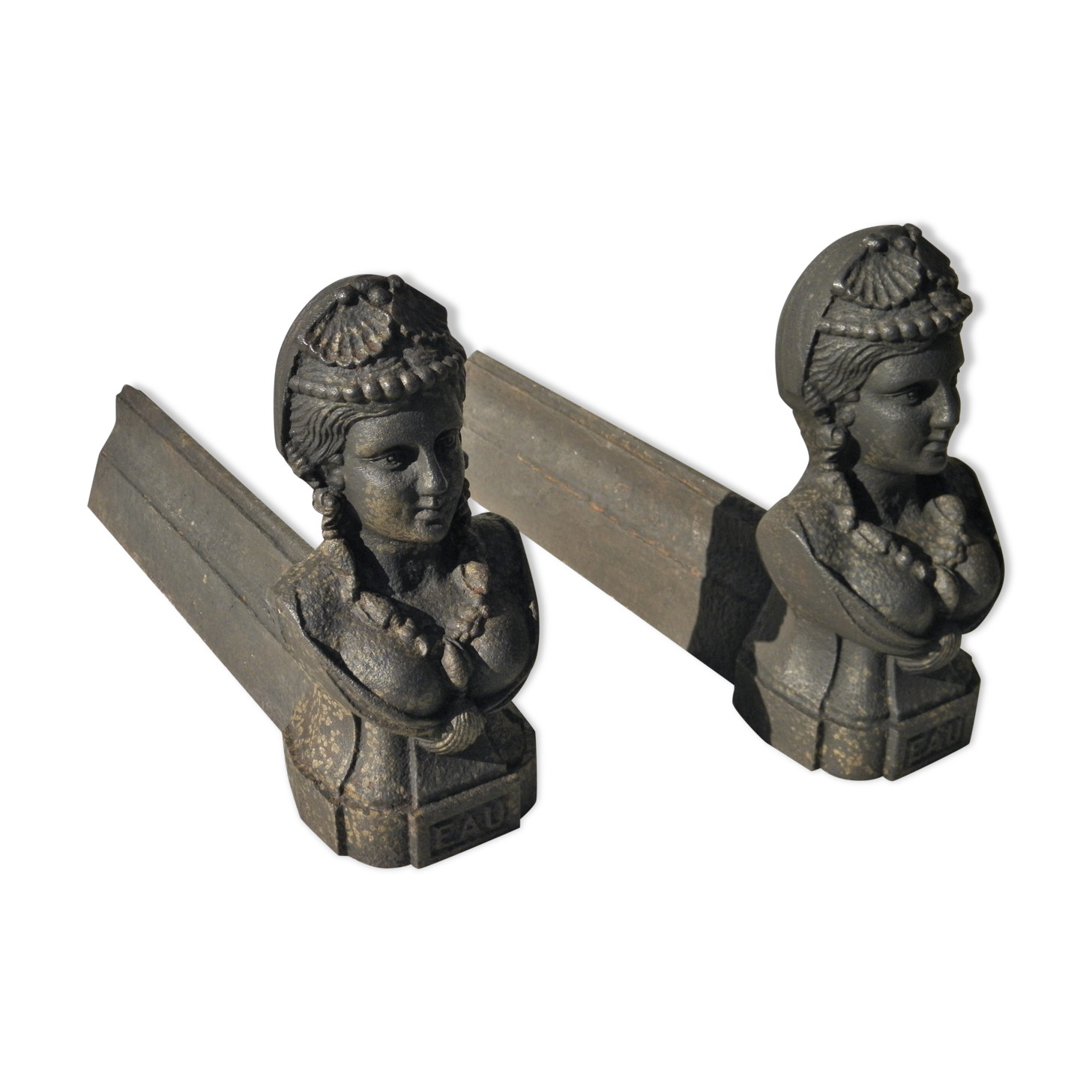 Paire de chenets en fonte