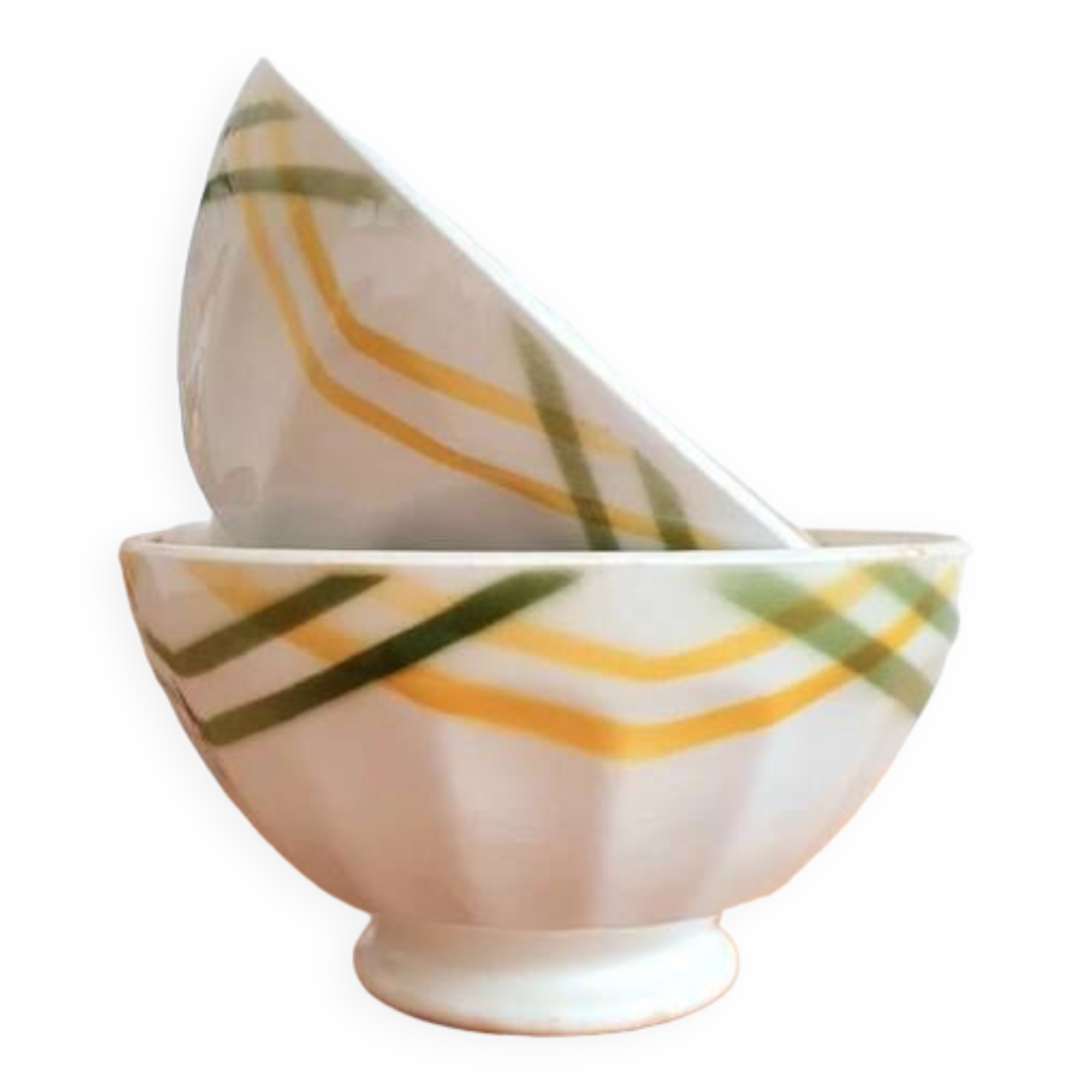 Set of 2 old ceramic bowls