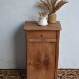 Nightstand in Walnut