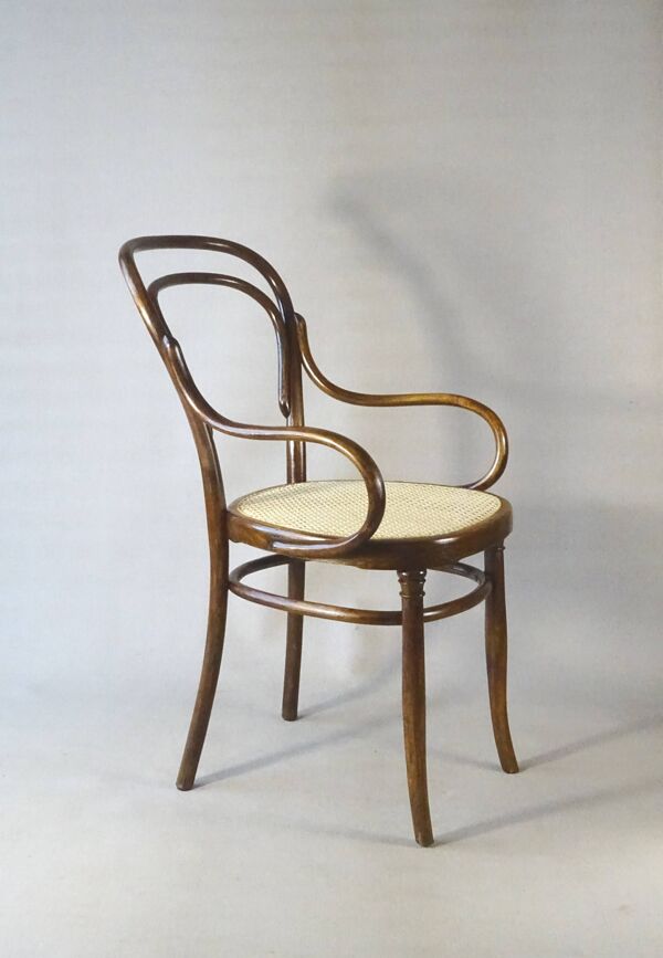 Fauteuil bistrot canné N°14 , par Hofmann 1895, Art nouveau .