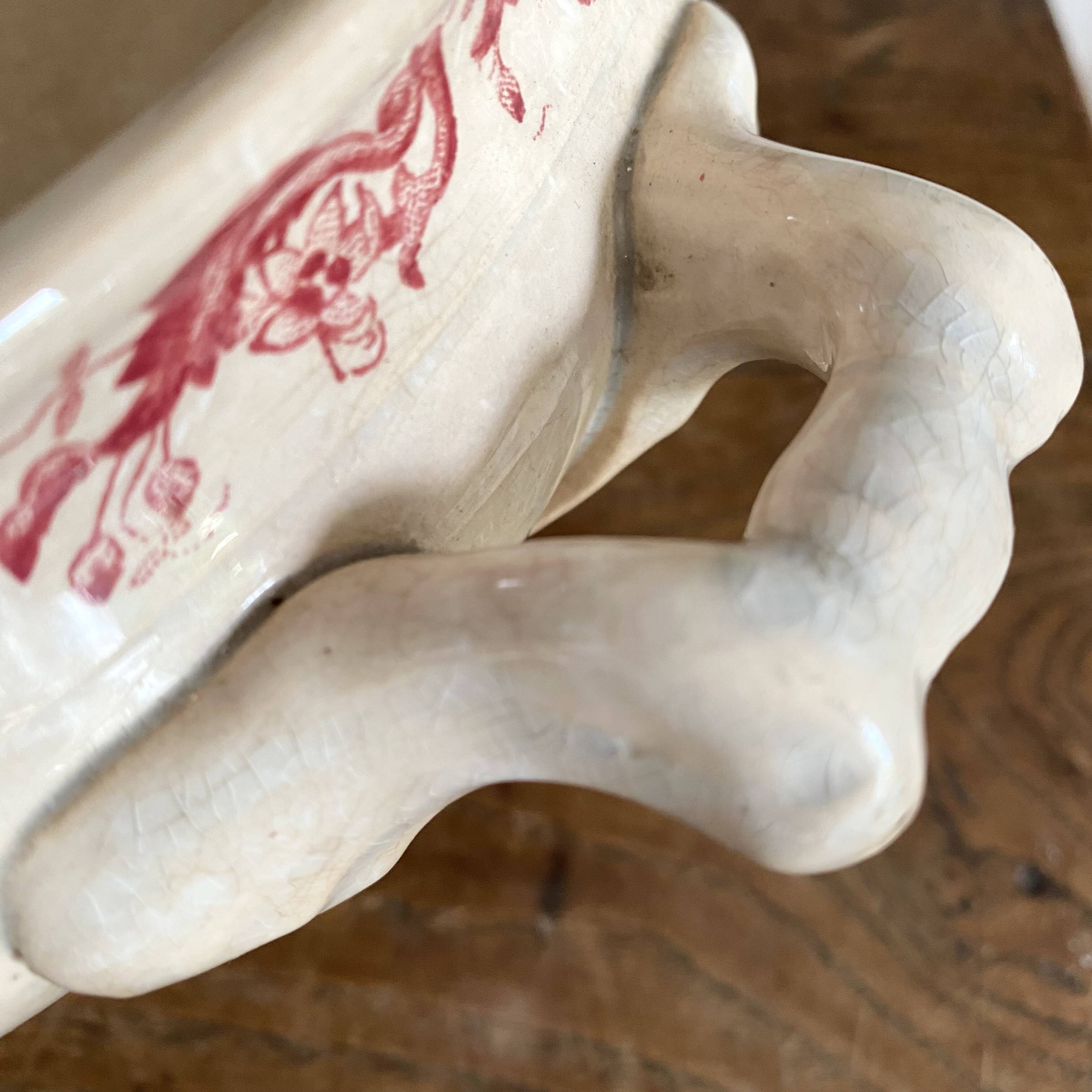 Antique ironstone tureen St Amand, Richelieu, 1920