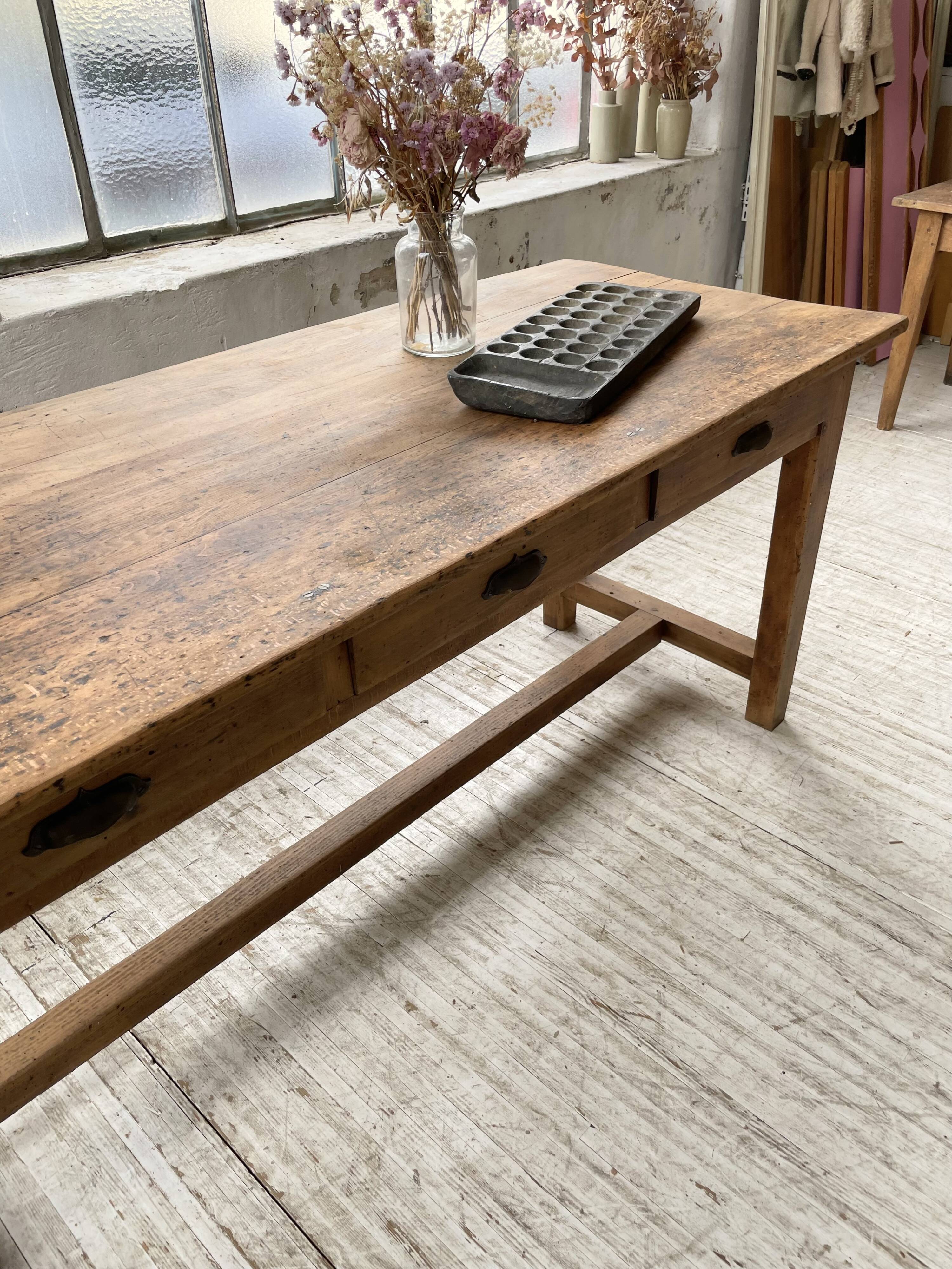 Oak island farmhouse table 2m
