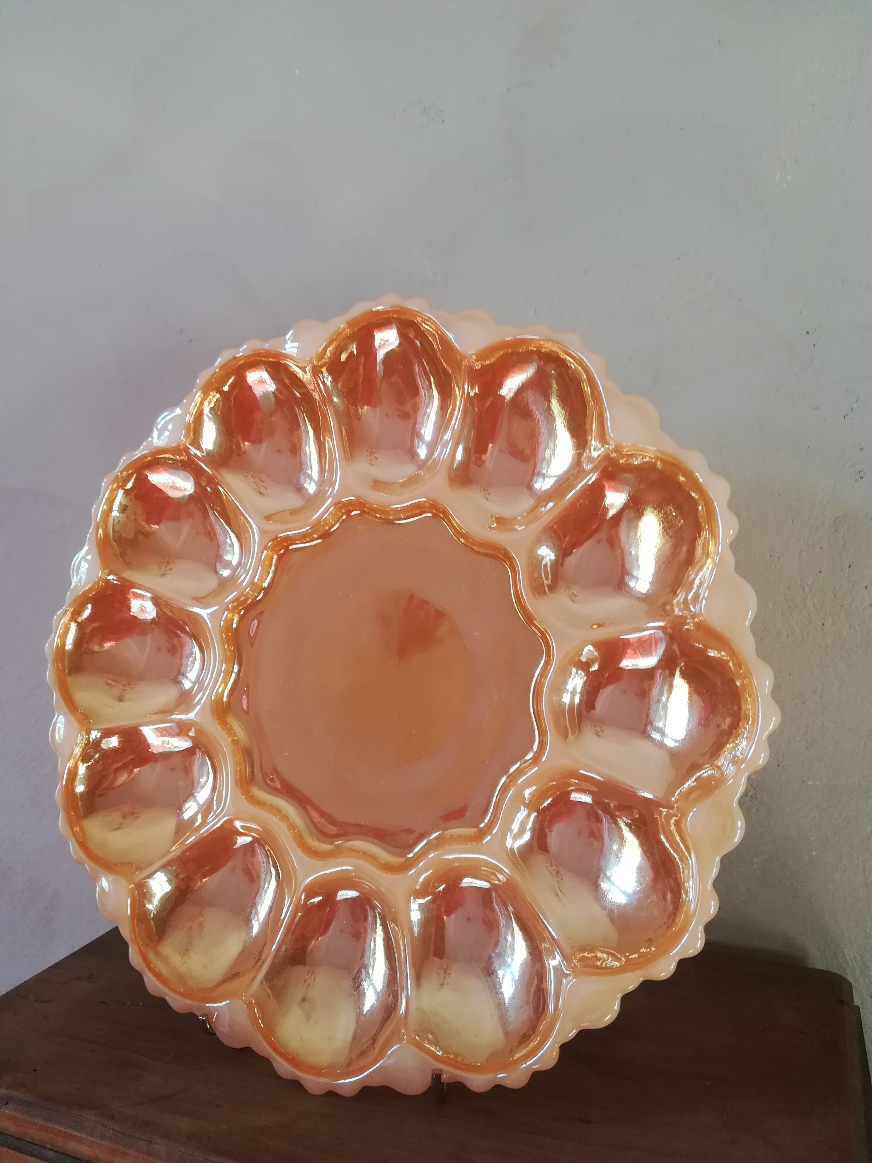 Iridescent glass hors d'oeuvre dish