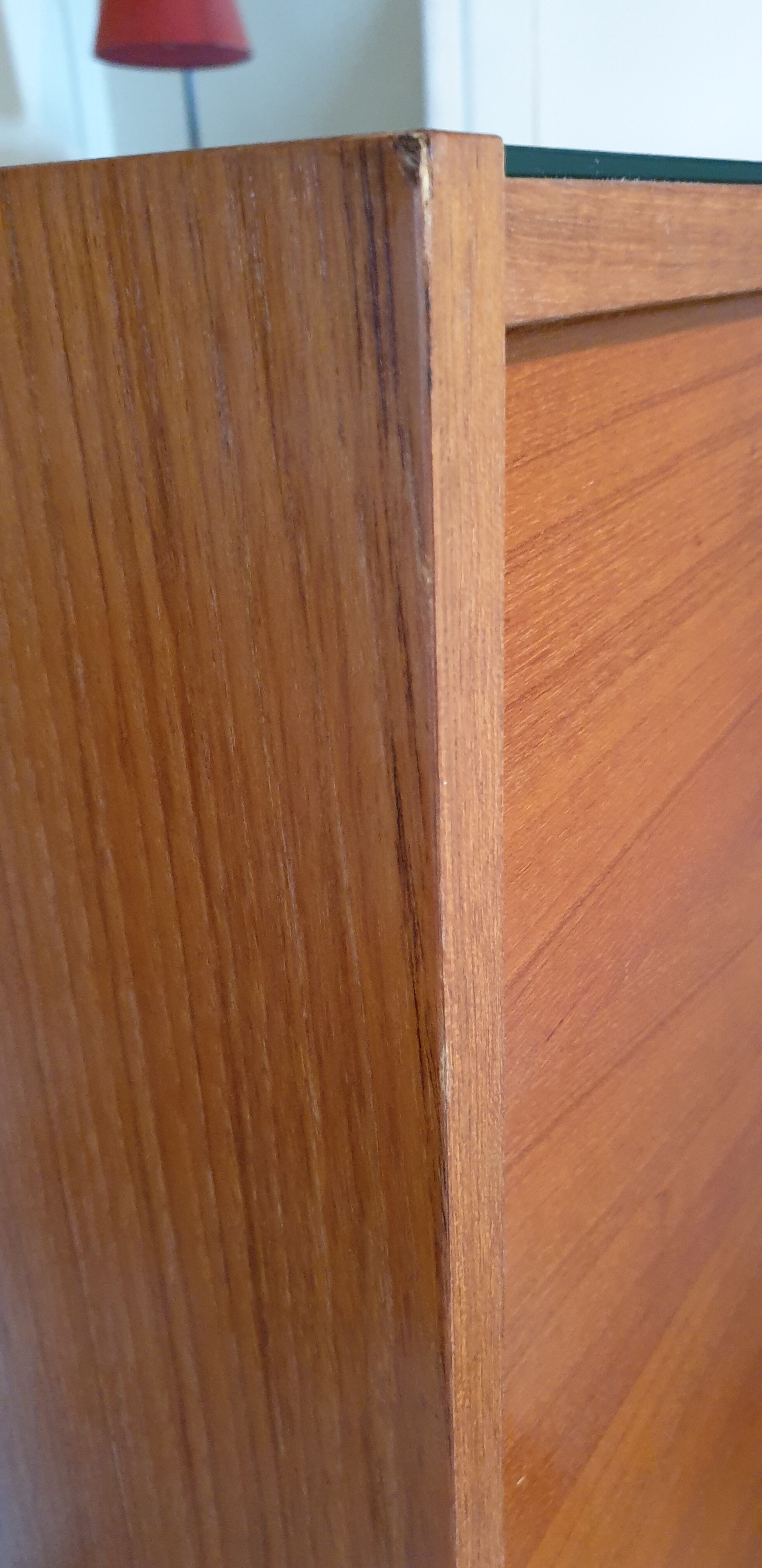 Scandinavian chest of drawers