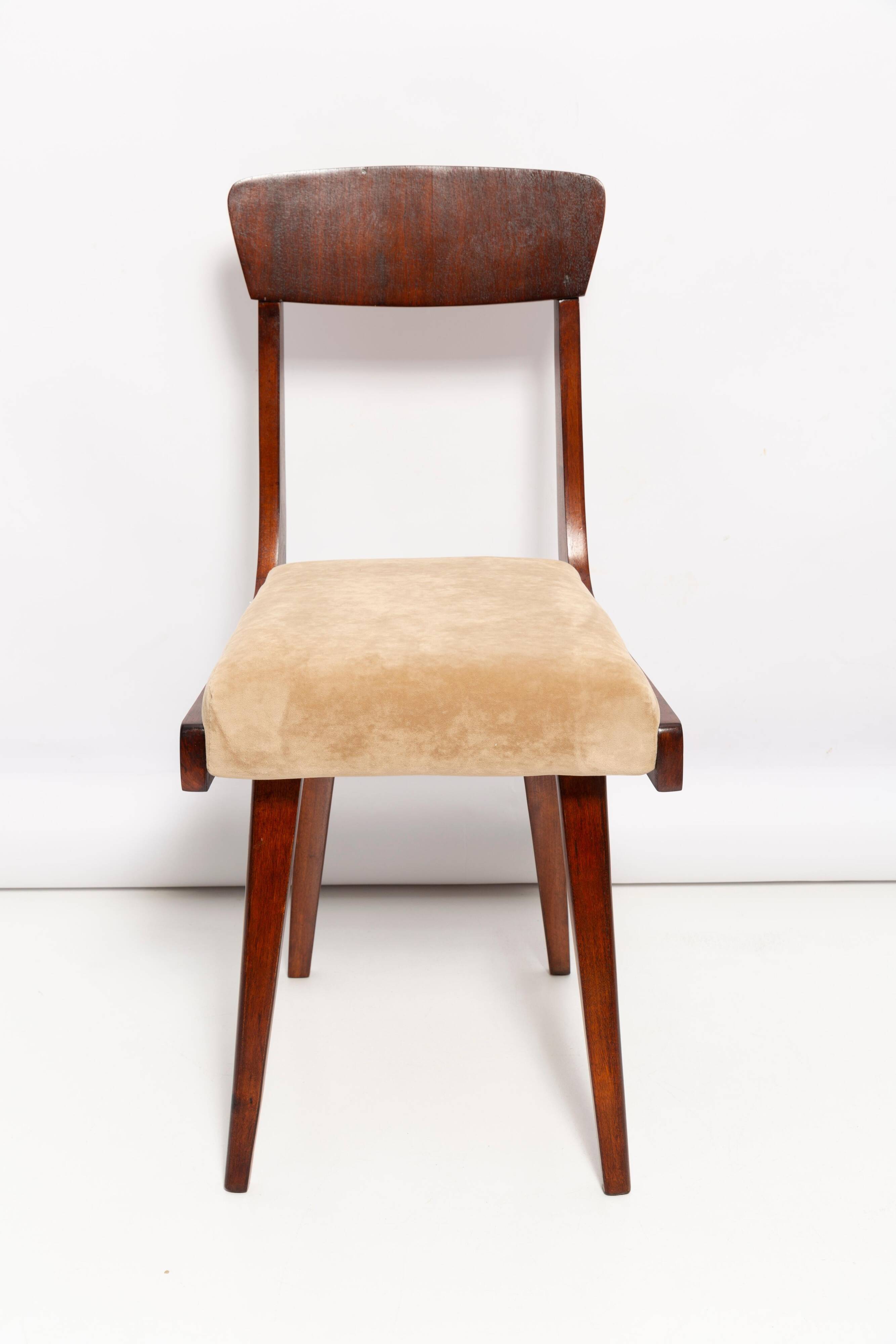 Mid-Century Gazelle beige chair in wood, Europe, 1960s