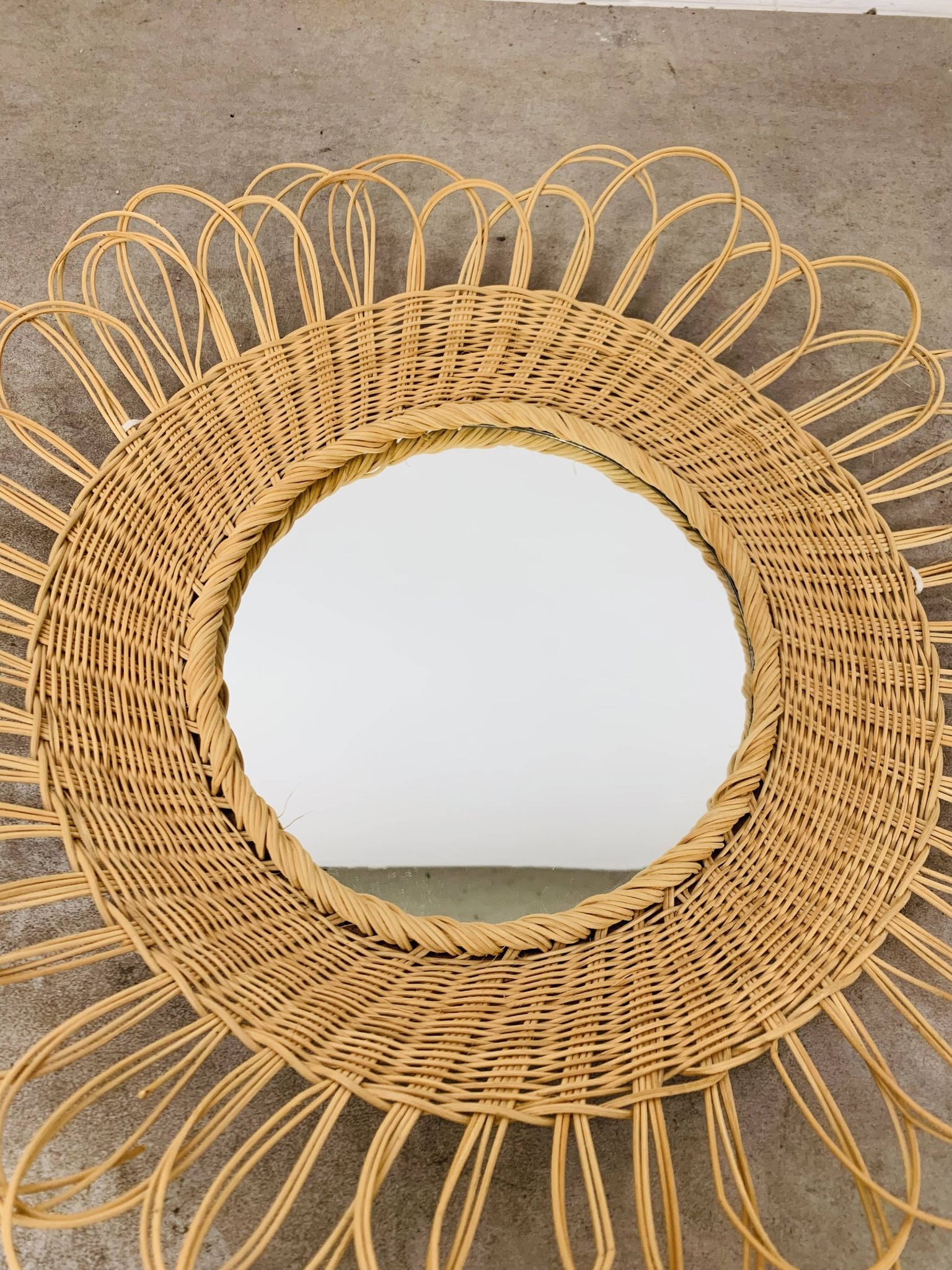Miroir soleil rotin vintage années 60