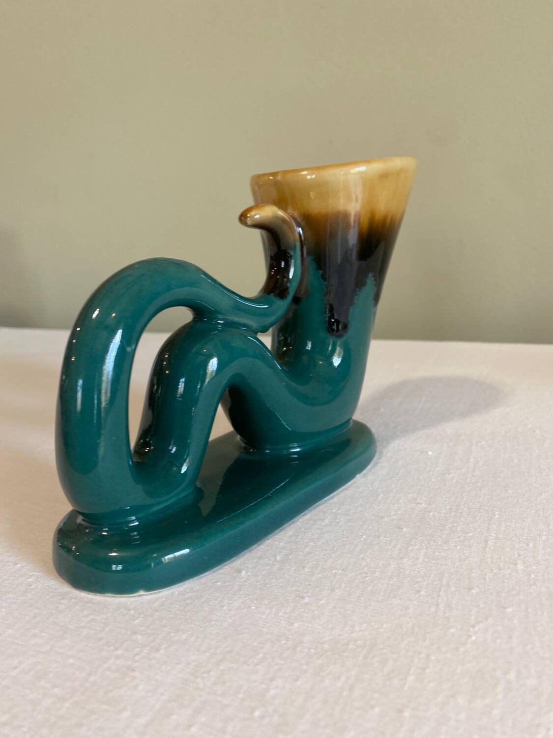 Alphonse Mouton cornet vase