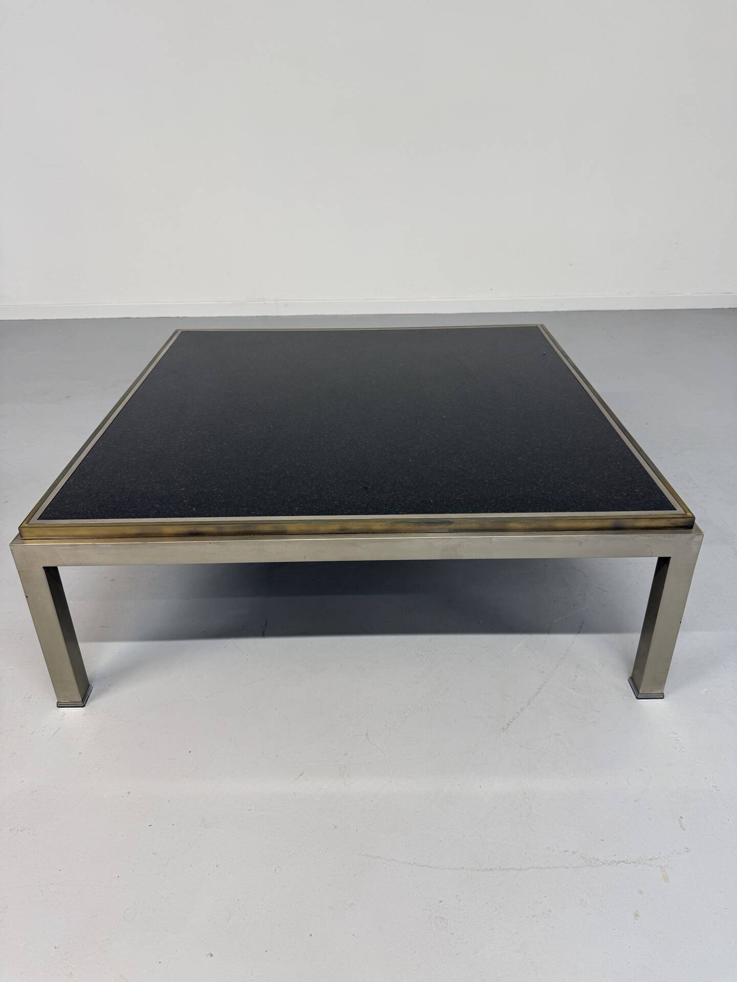Large Flaminia coffee table designed by Willy Rizzo from the 1970s, metal and stone.
