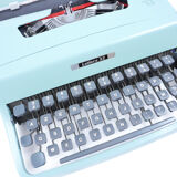 Olivetti Lettera 32 typewriter revised