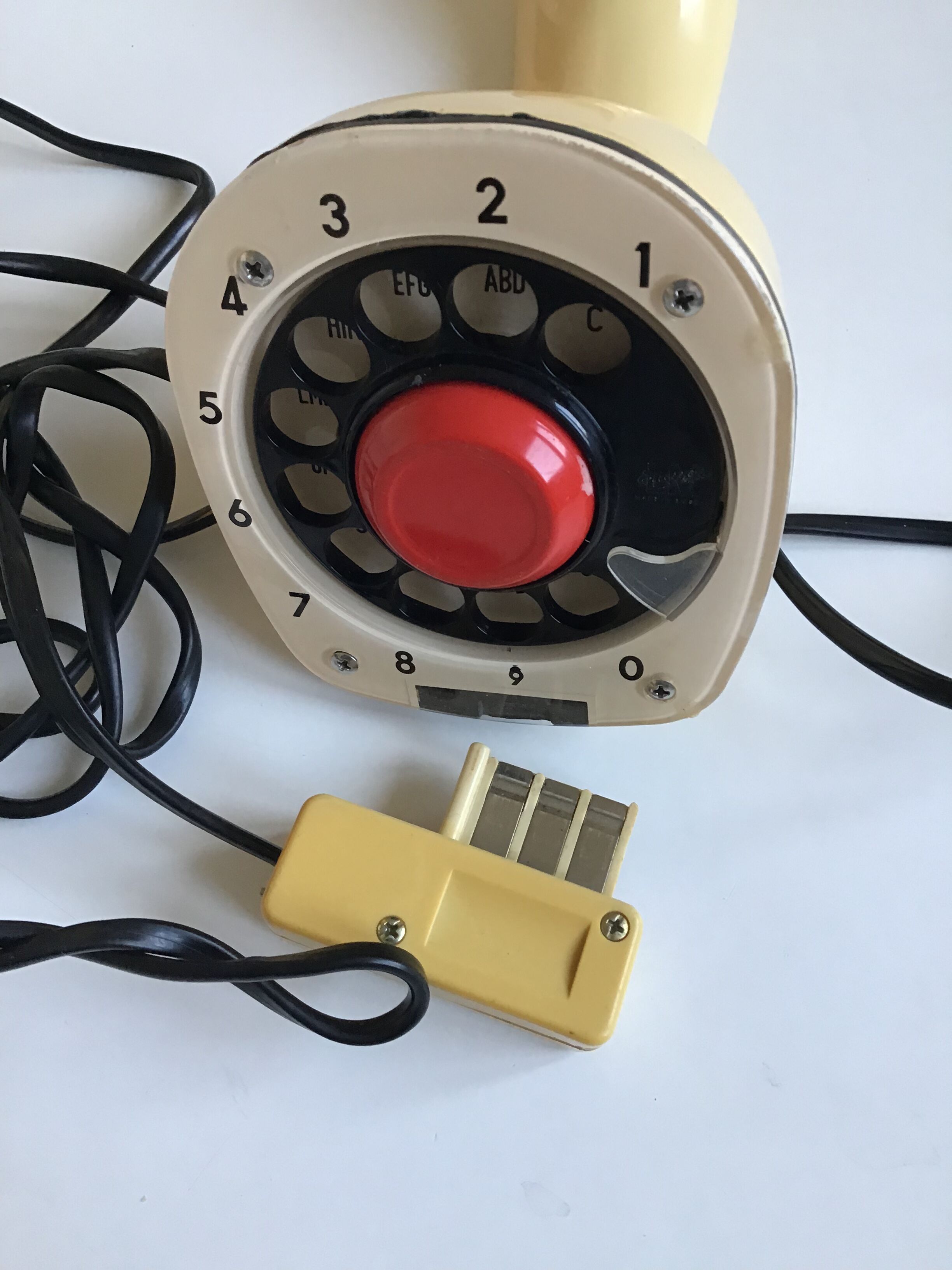 Phone for Ericson collectors in beige bakelite