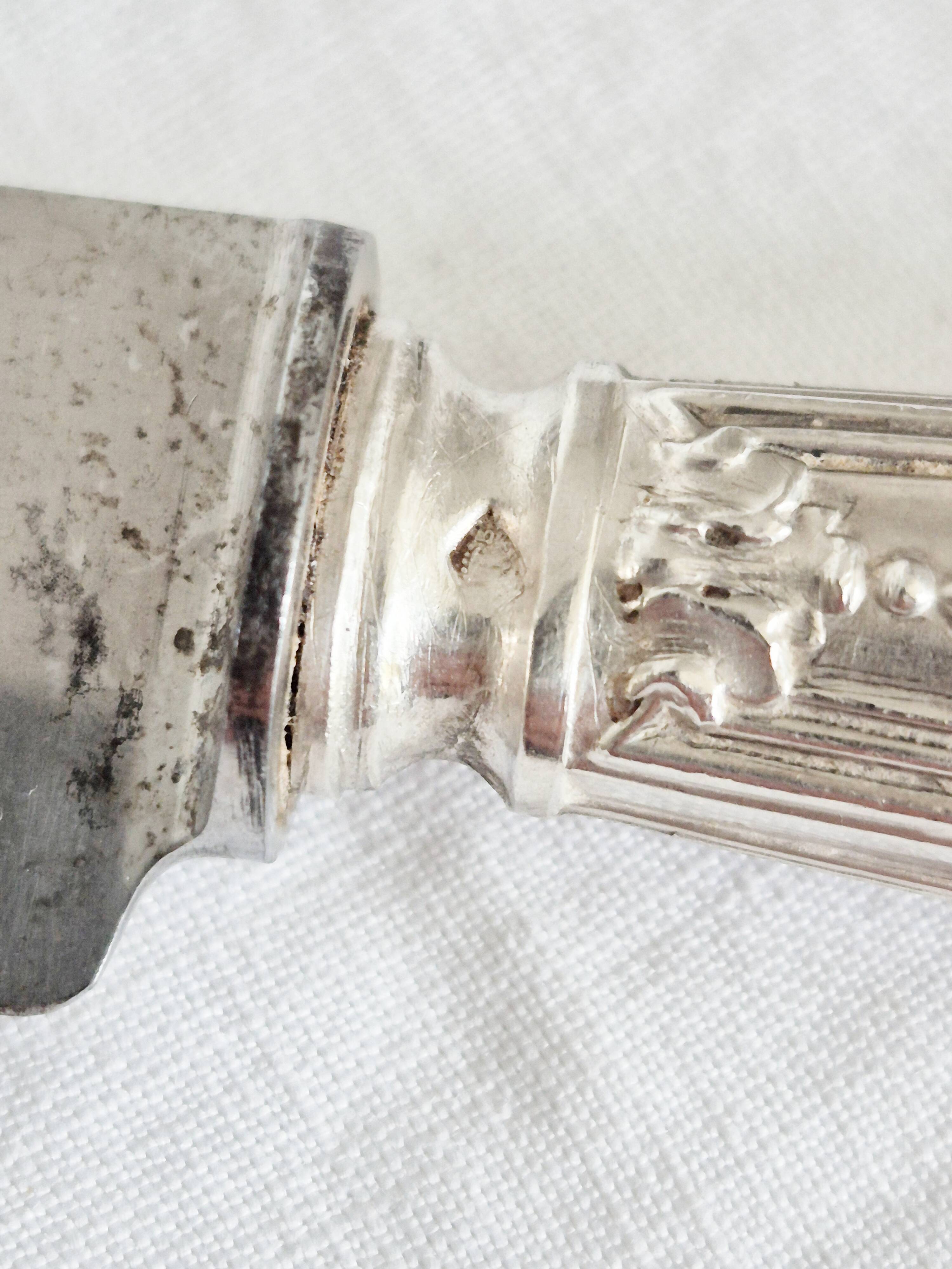 Set of 11 vintage knives, steel blades and silver handles