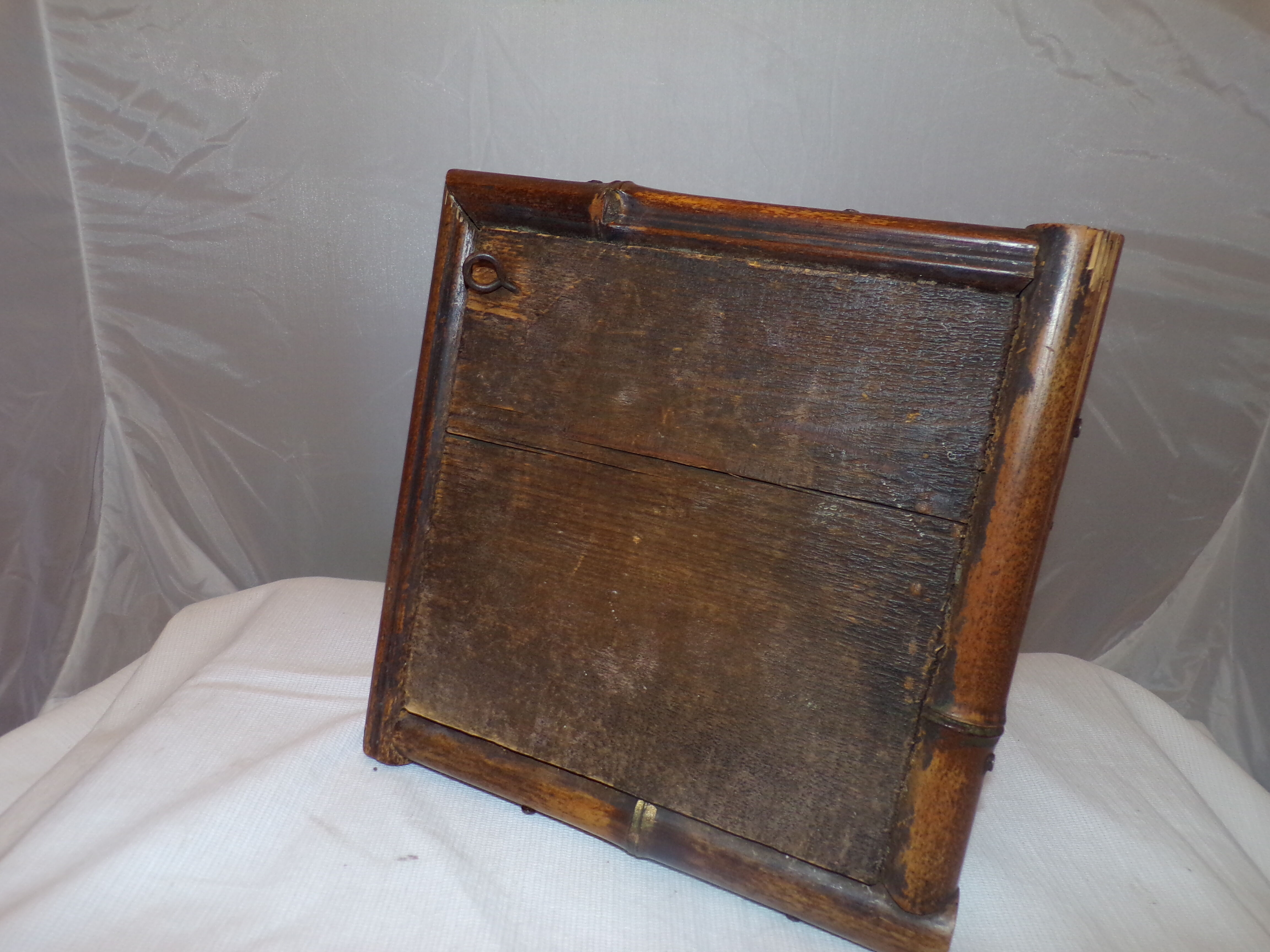 Bamboo mirror 23x23cm