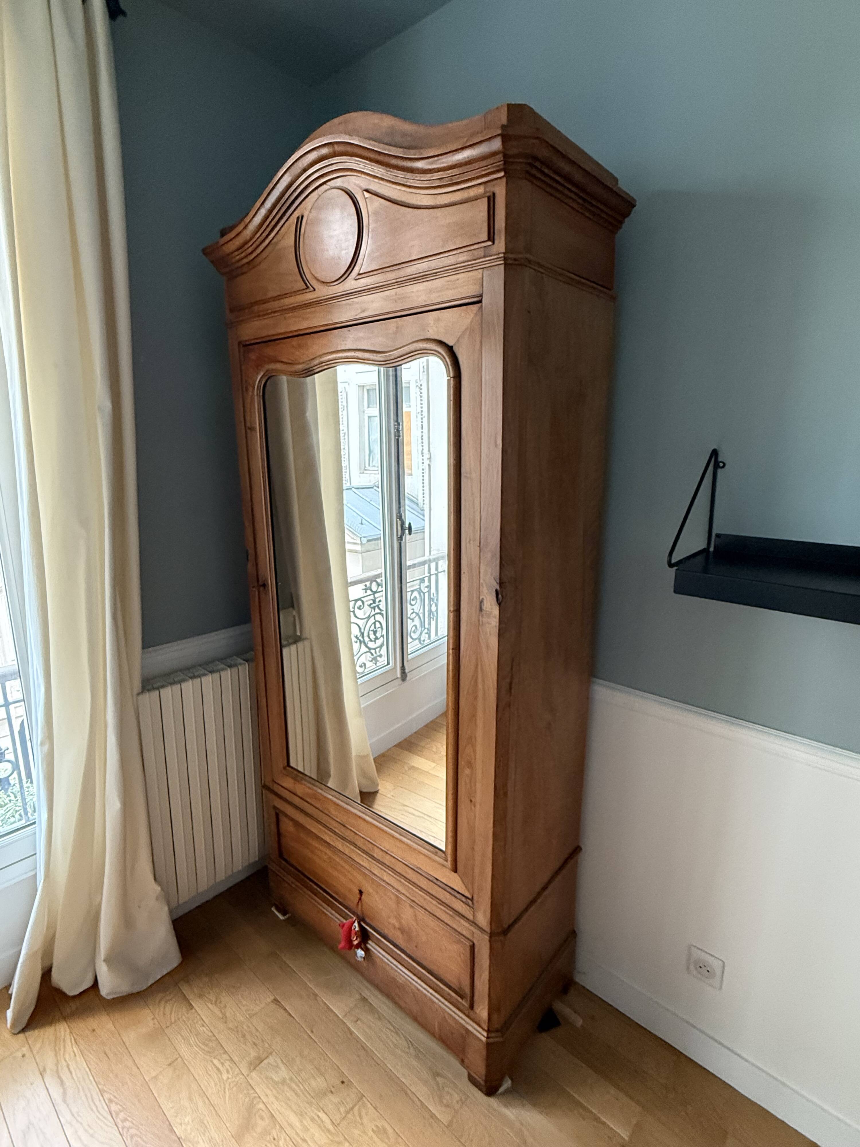 Antique Parisian wardrobe in solid wood – bevelled mirror