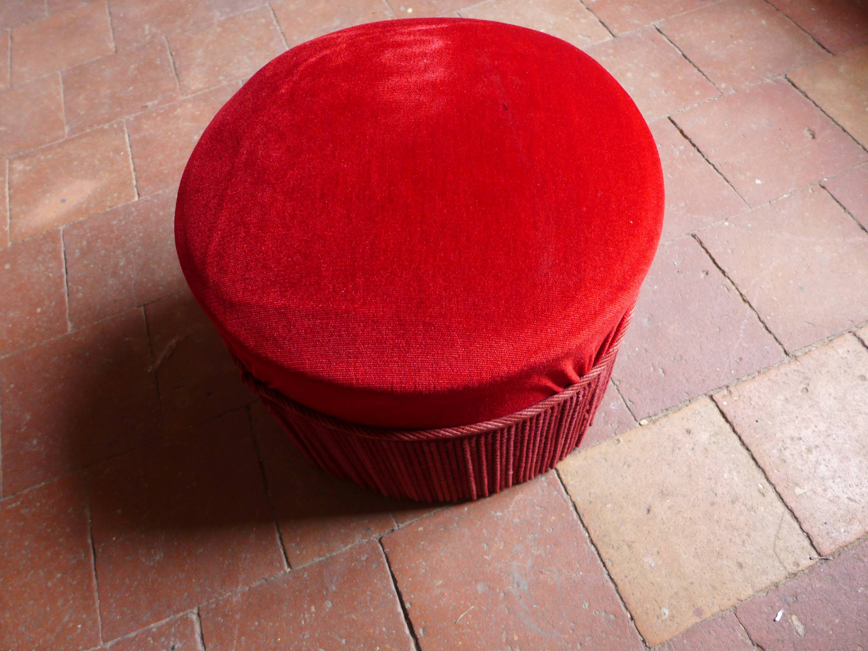 Vintage velvet pouf