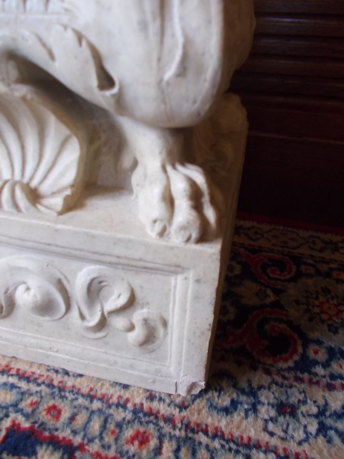 Column pedestal ram heads