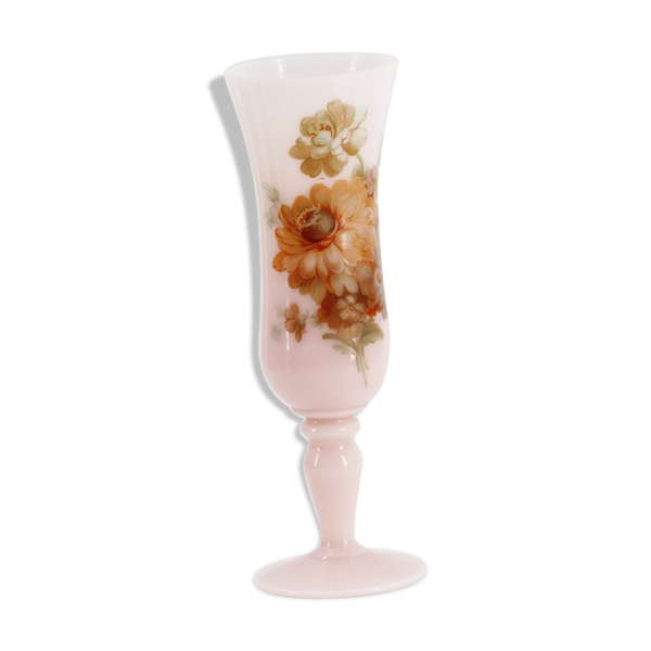 Vase opaline rose vintage