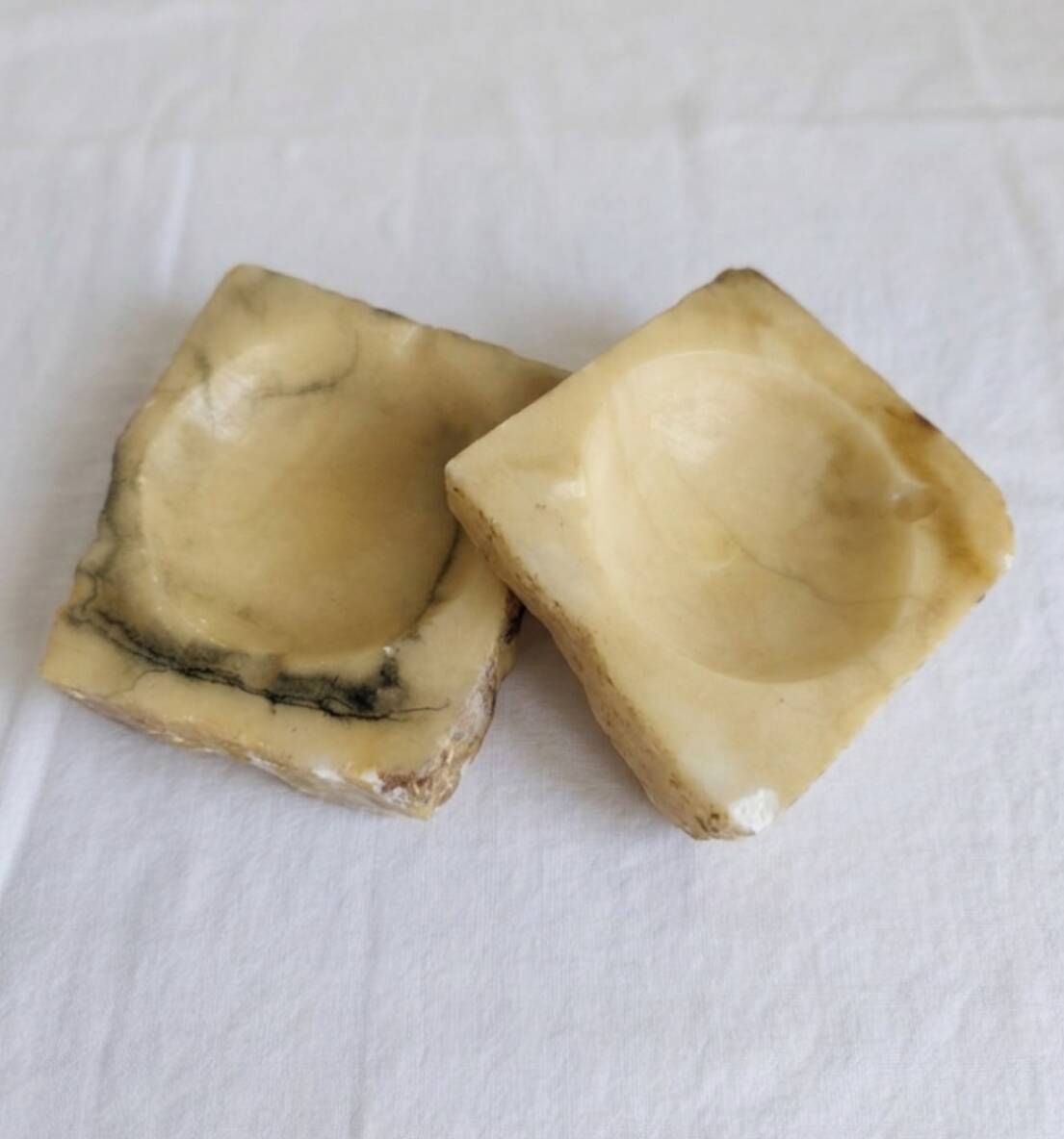 Pair of vintage ashtrays in genuine alabaster