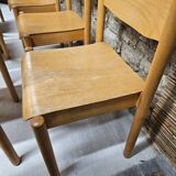 Set de 8 chaises empilables
de Karl Klipper