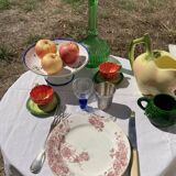 2 coffee cups red flowers and leaf in slurry shepherd
