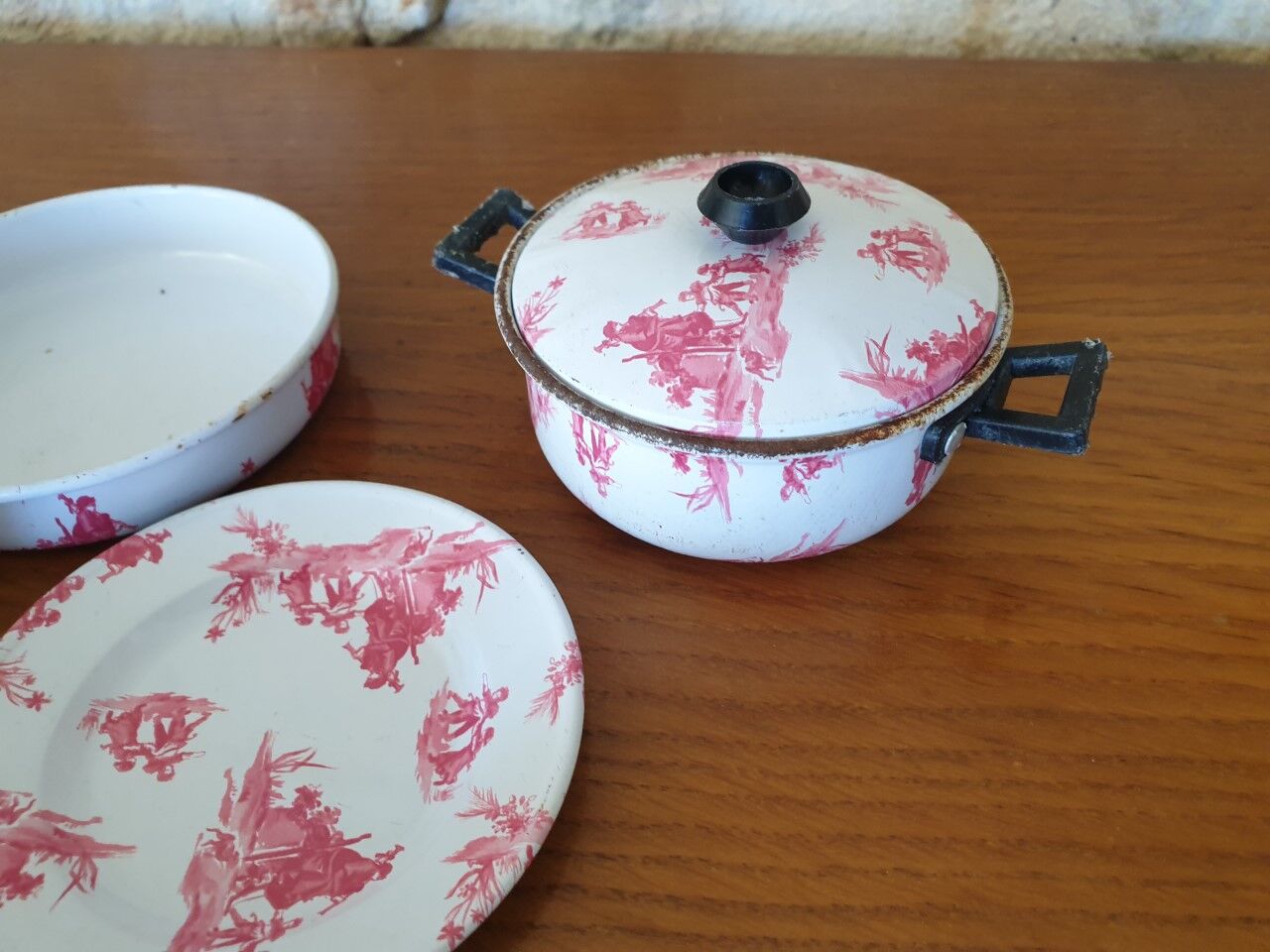 Dinette in sheet metal 60s