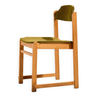 Stackable beech chair