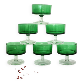 Lot de 6 verres ou coupes à dessert en verre coloré vert 1970 art de la table