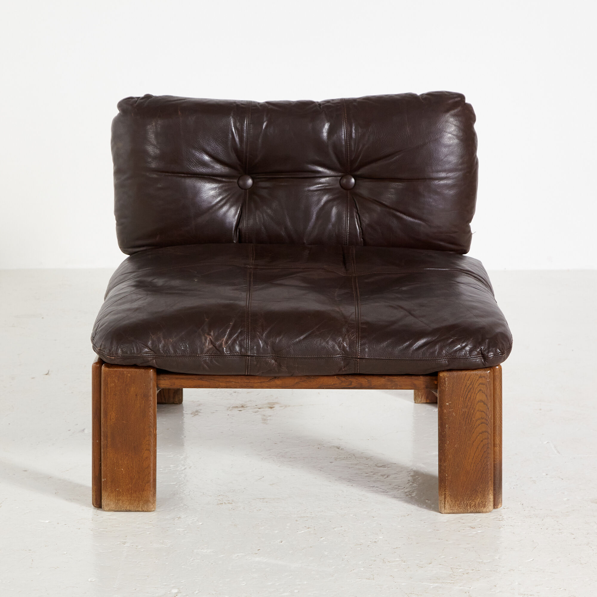 Leather lounge chair