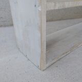 Workshop furniture with patinated lockers