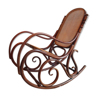 Rocking flesh curved wood and sitting in Art Deco cannage style