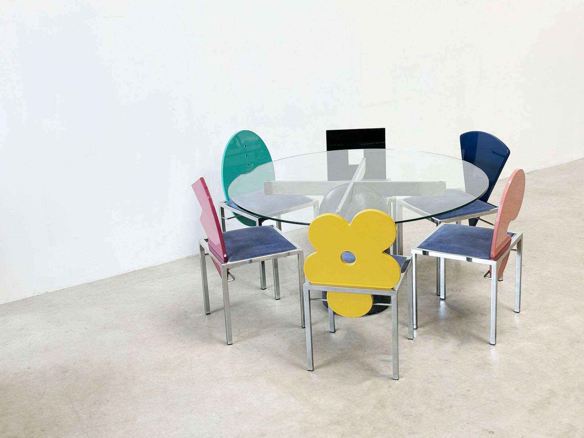 Set of 6 postmodern dining chairs by Salvati e Tresoldi for Omaggi / Saporiti