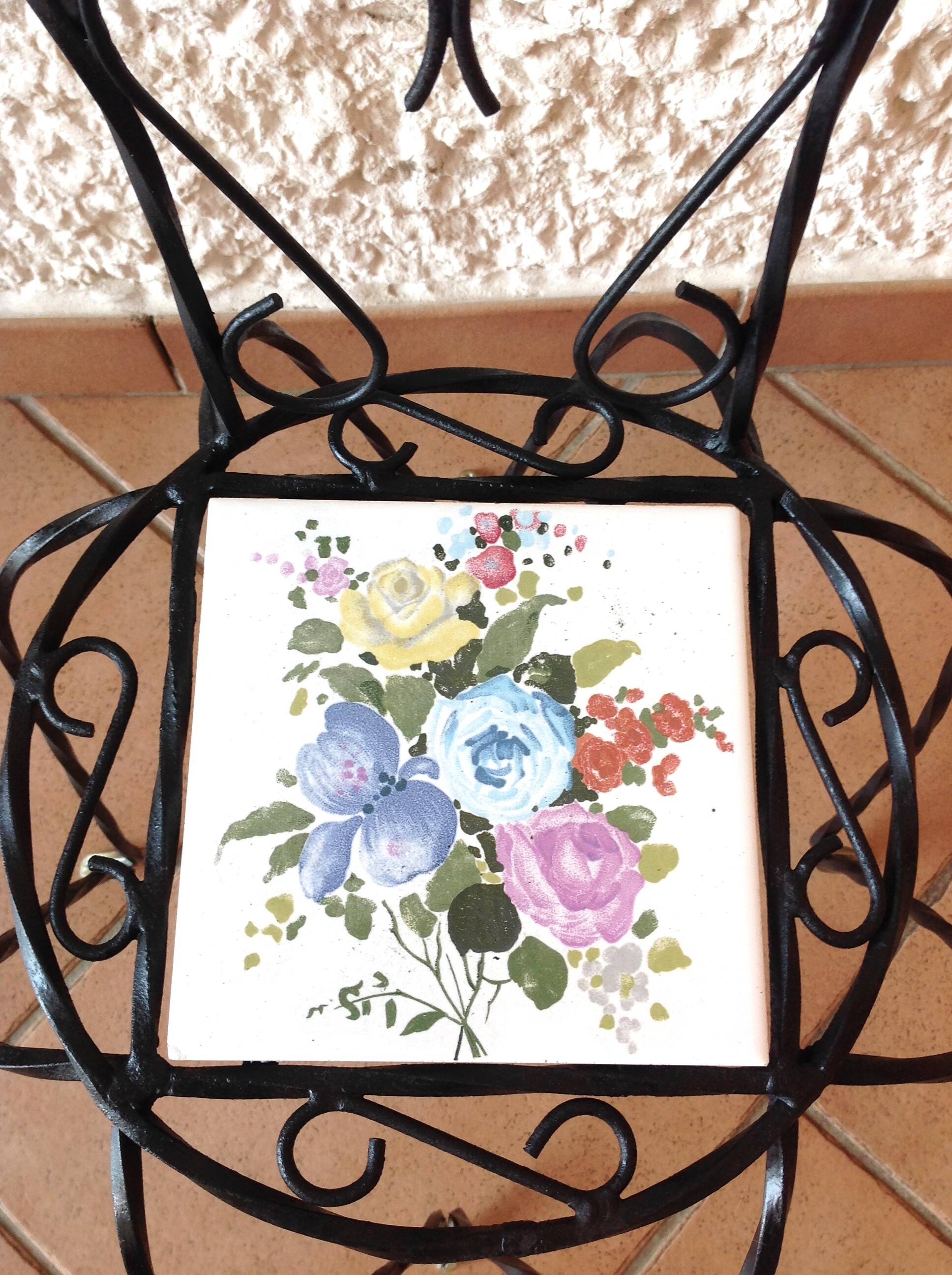Plant holder "chair" in wrought iron and earthenware / vintage 60s-70s