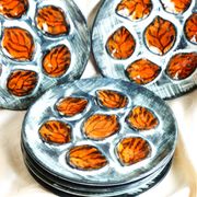 Hand-painted oyster plates - Plates from Pornic, France