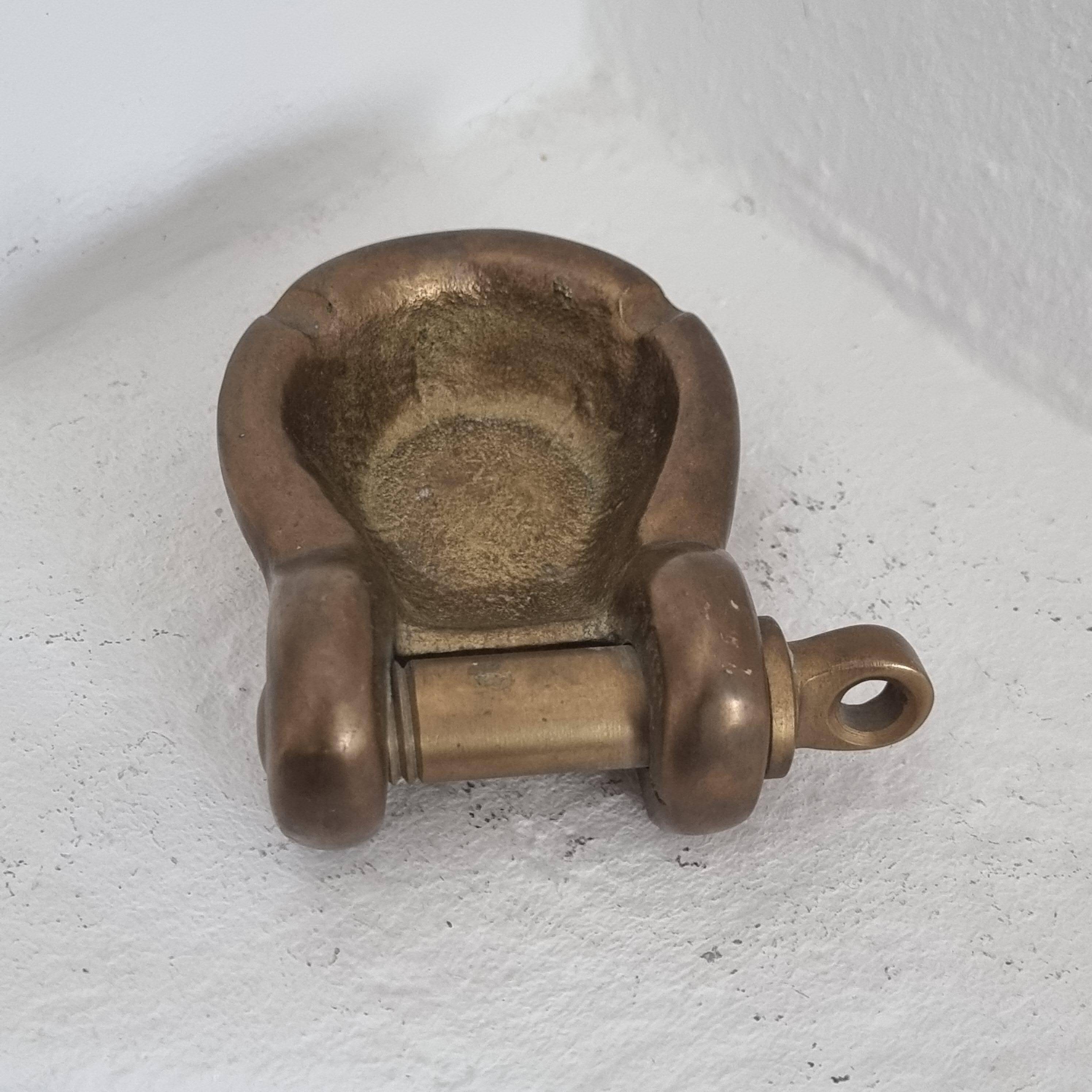 Clevis armrest ashtray in solid brass, nautical, 1950s/60s