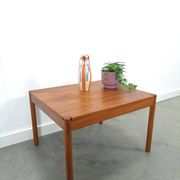 Vierkante Deense teak salontafel Magnus Olesen met ronde poten, nr.2