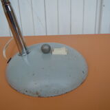 Articulated workshop lamp