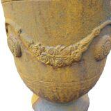 Anduse Medici vase in cast iron