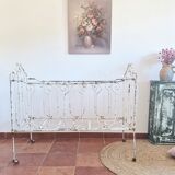 Wrought iron bed