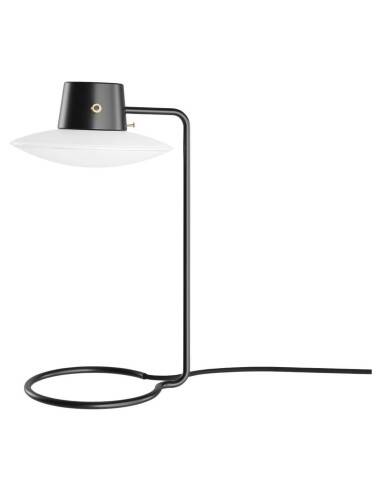 Louis Poulsen AJ Oxford table lamp