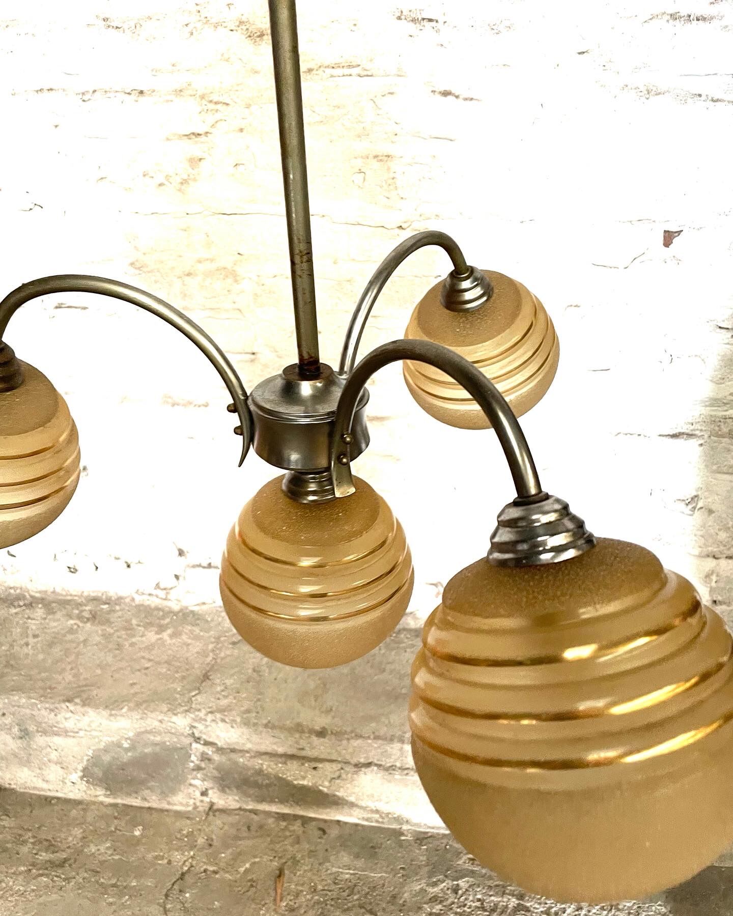 Vintage globe hanging lamp