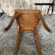 Chaise bistrot en bois clair vintage