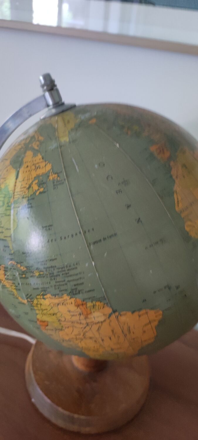 Räth luminous globe