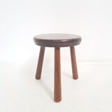 Tripod tab in solid oak