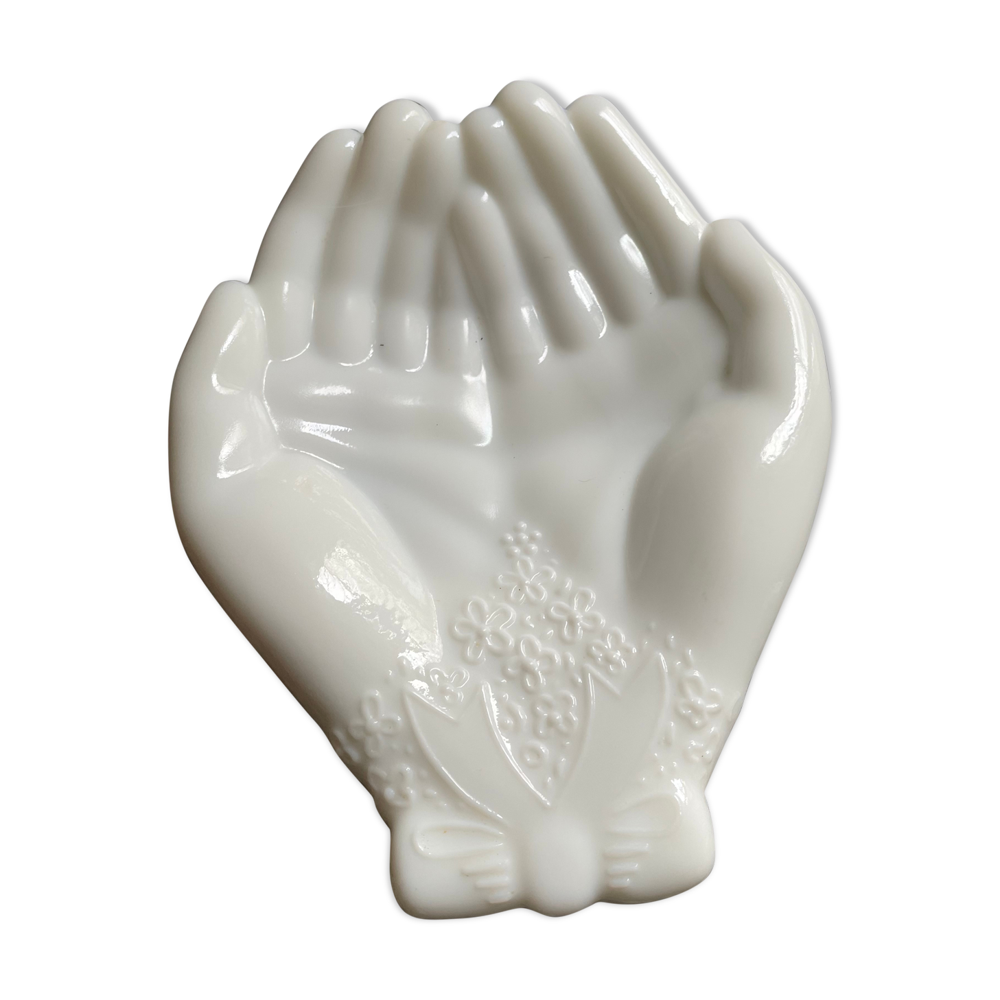 Empty pocket hands in opaline avon