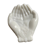 Empty pocket hands in opaline avon