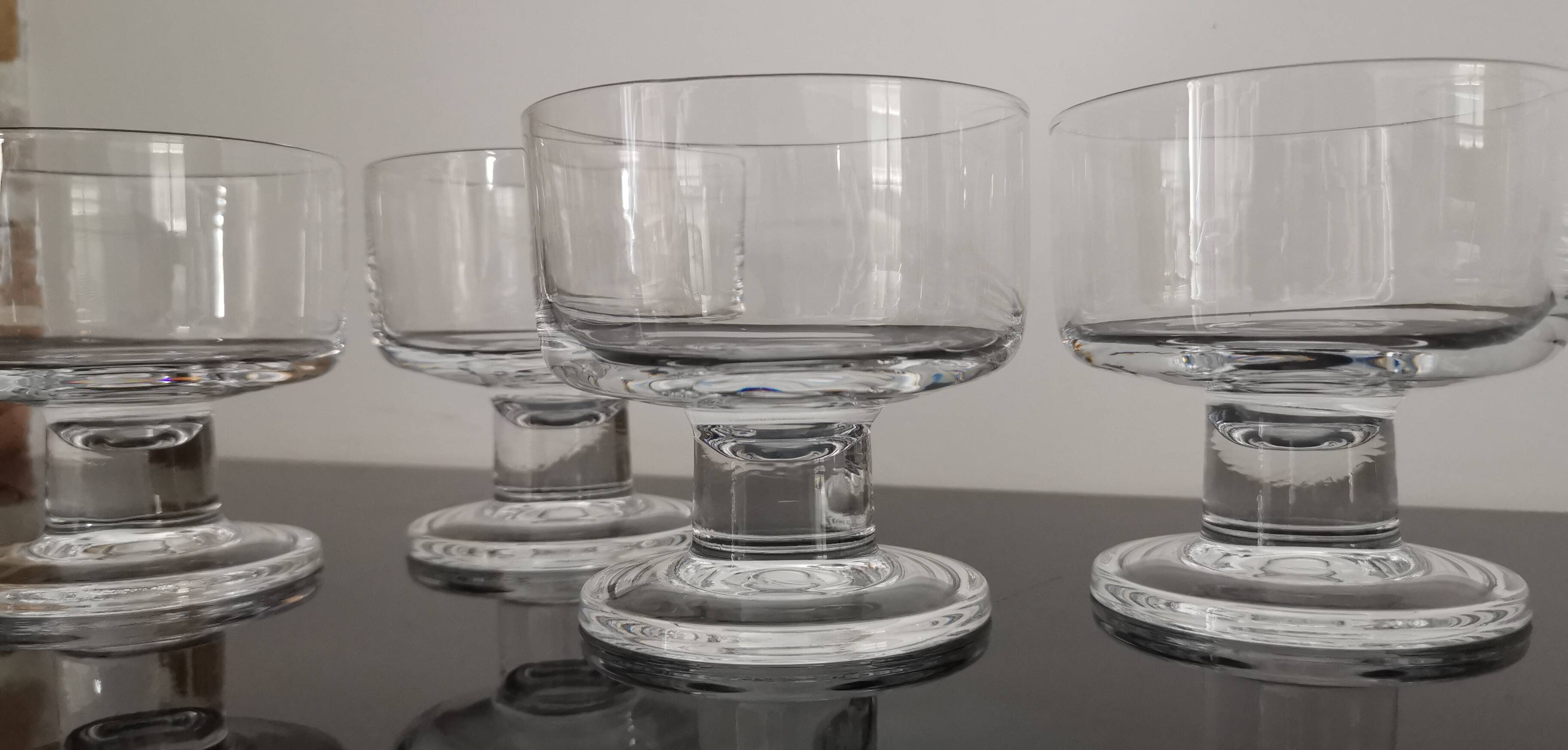 6 transparent cavalier cups thick vintage glass base 1970s