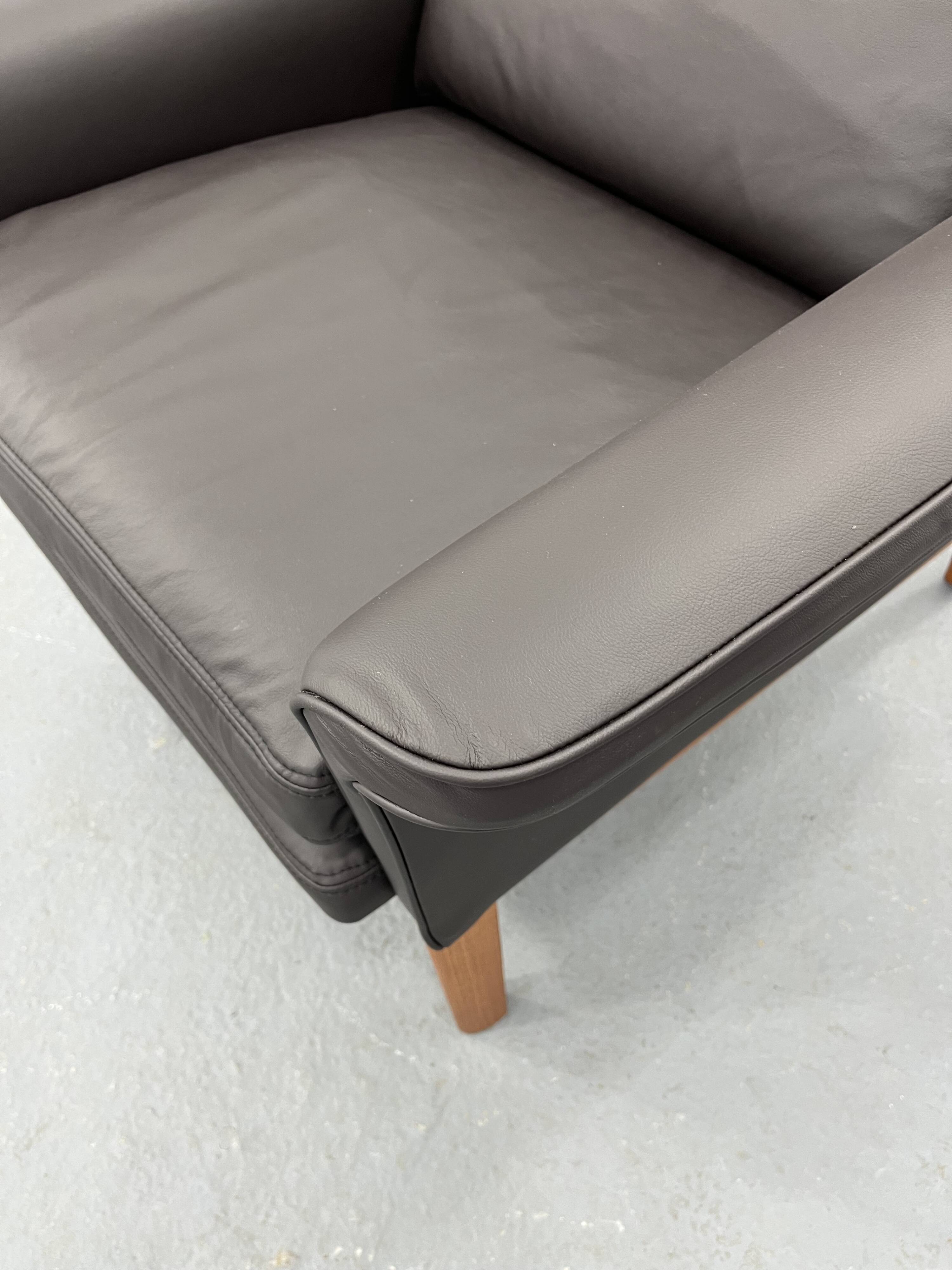 Chair model 218 by Finn Juhl Jupiter for France & Søn France and Daverkosen Denmark 1965