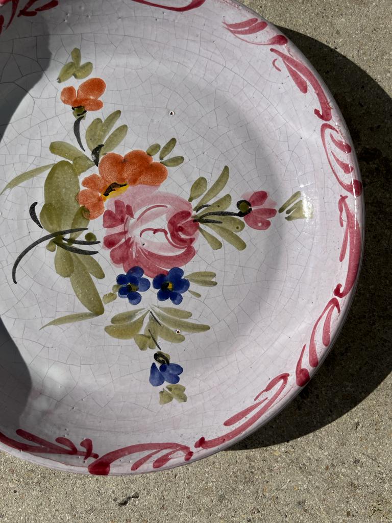 Sicilian plate pink hand-painted floral pattern