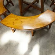 Brutalist ensemble round table 113cm and its 4 rounded stools 1960