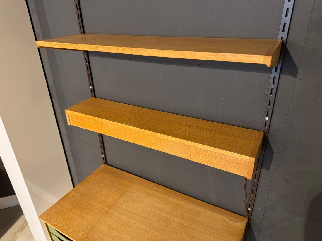 Vintage bookcase | Desk | With lighting | Kai Kristiansen | Wall shelves | Oak