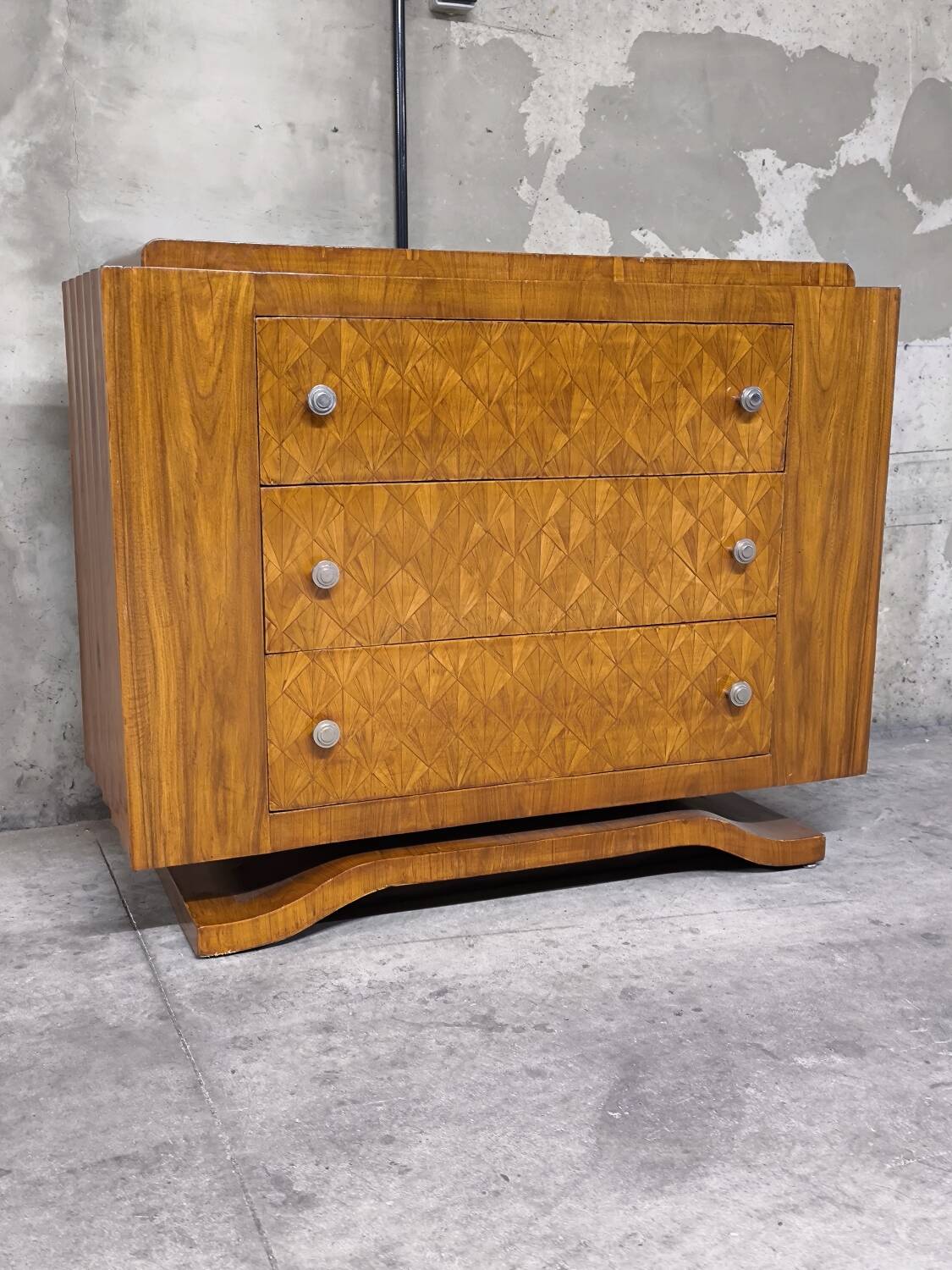 Vintage Art Deco commode from the 1950s.